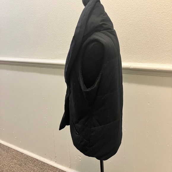 Elegant Black Shawl Collar Vest - Picture 5 of 8